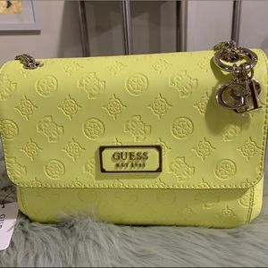 GUESS Women's Logo Love Shoulder Bag - Lime
